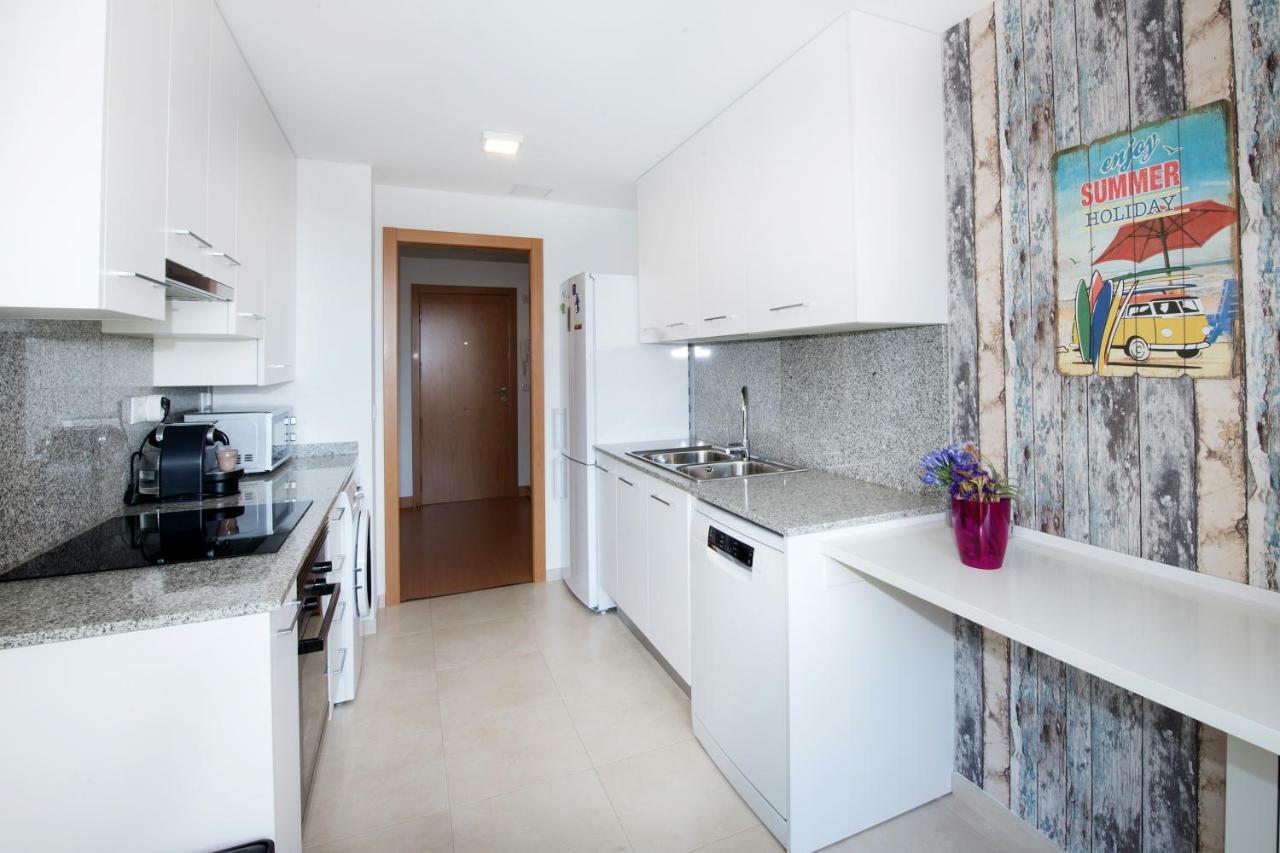 New Apartment With Big Terrace 10 Min Walk To Beach Supermarkets Calafell Bagian luar foto