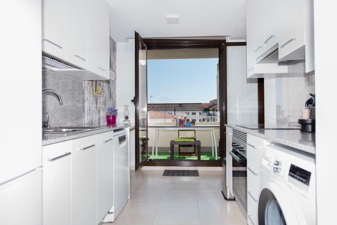 New Apartment With Big Terrace 10 Min Walk To Beach Supermarkets Calafell Bagian luar foto