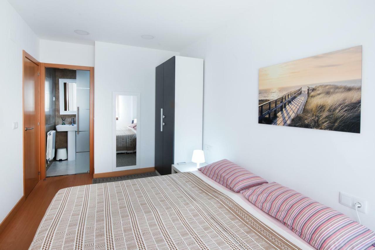 New Apartment With Big Terrace 10 Min Walk To Beach Supermarkets Calafell Bagian luar foto