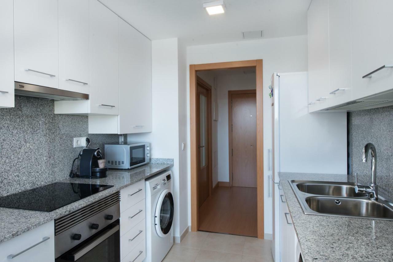 New Apartment With Big Terrace 10 Min Walk To Beach Supermarkets Calafell Bagian luar foto
